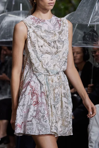 Look 203